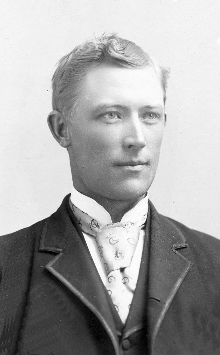 Lauritz Orson Larsen (1868 - 1913) Profile