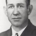 Leslie Everett Moon Jr. (1910 - 1998) Profile