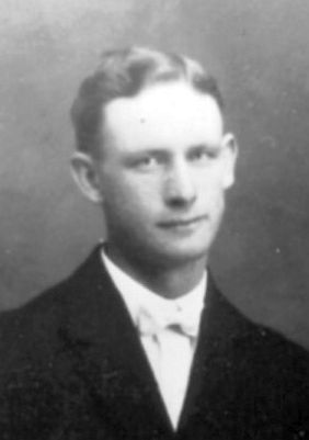 Earl Mecham (1884 - 1957) Profile
