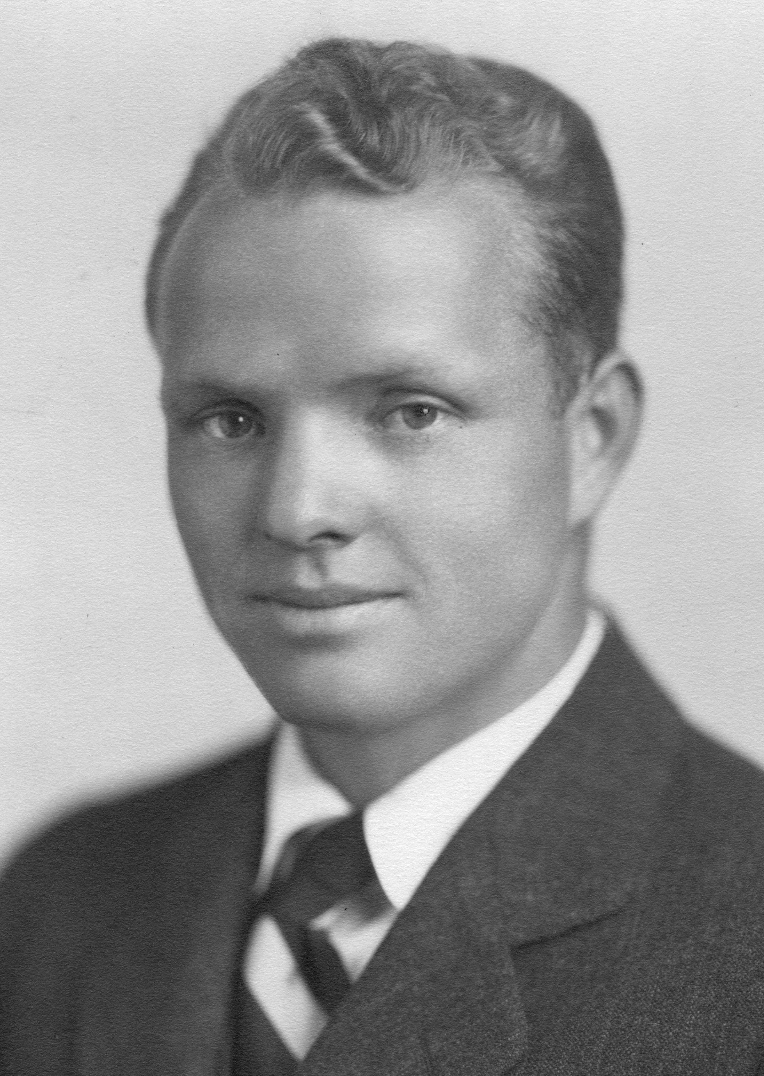 Alfred Mccune Naylor (1904 - 1987) Profile