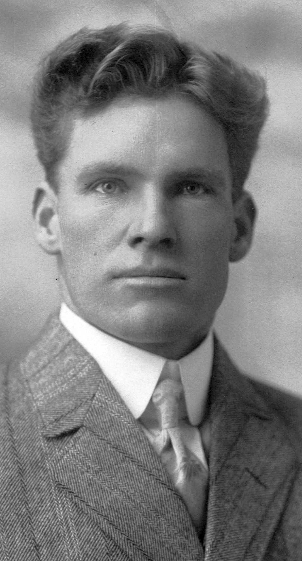 George Annand McDonald (1878 - 1929) Profile