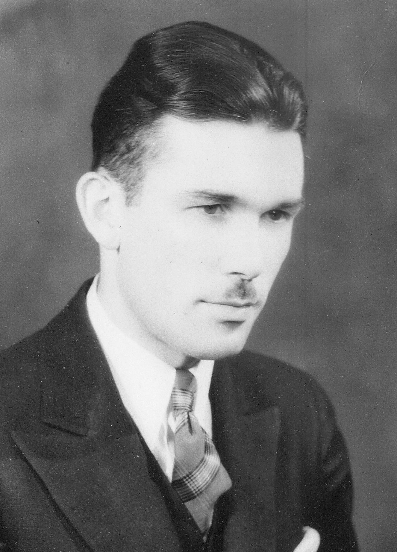 James Lorne McDougal (1910 - 1992) Profile