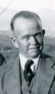 Loyd Lewis Miller (1895 - 1986) Profile