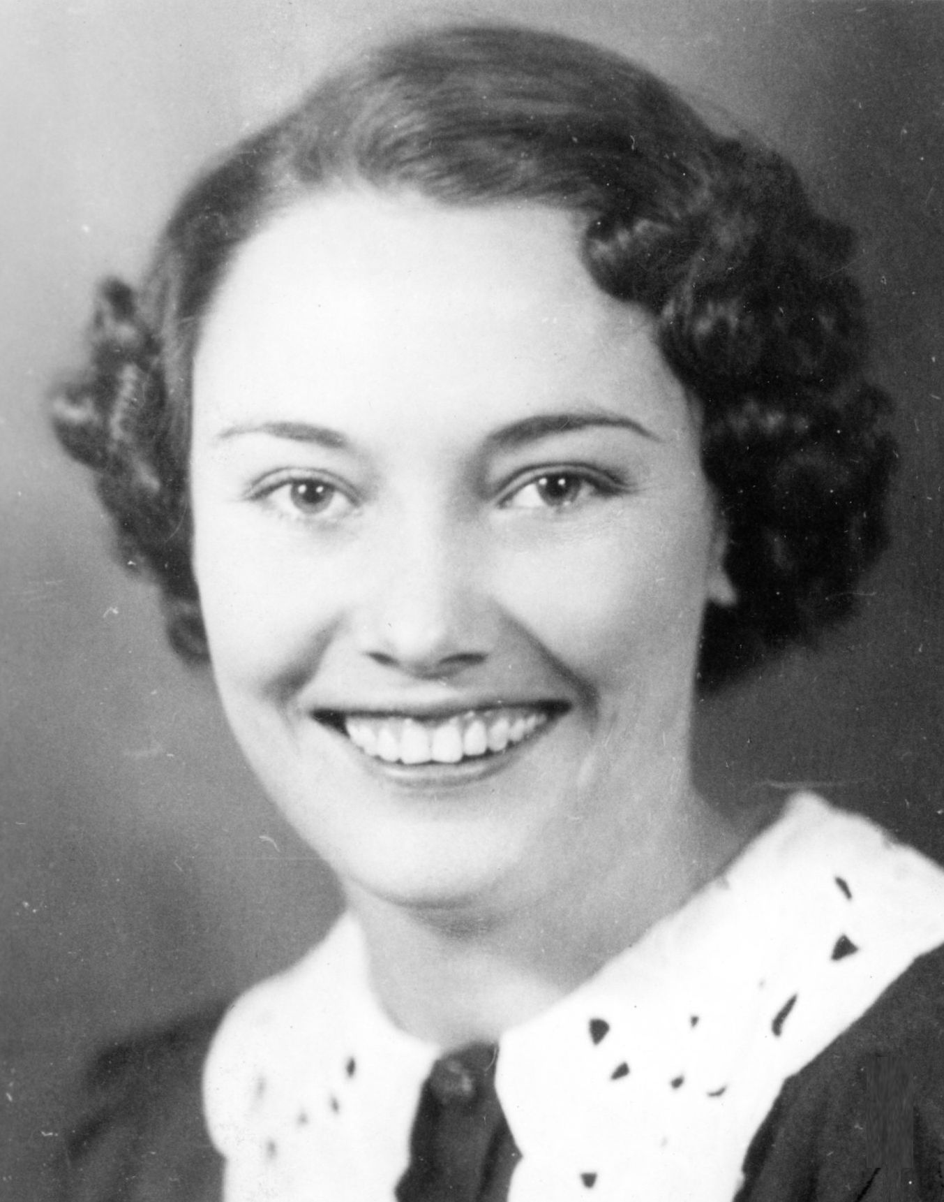 Reva Helen Moffett (1917 - 1997) Profile
