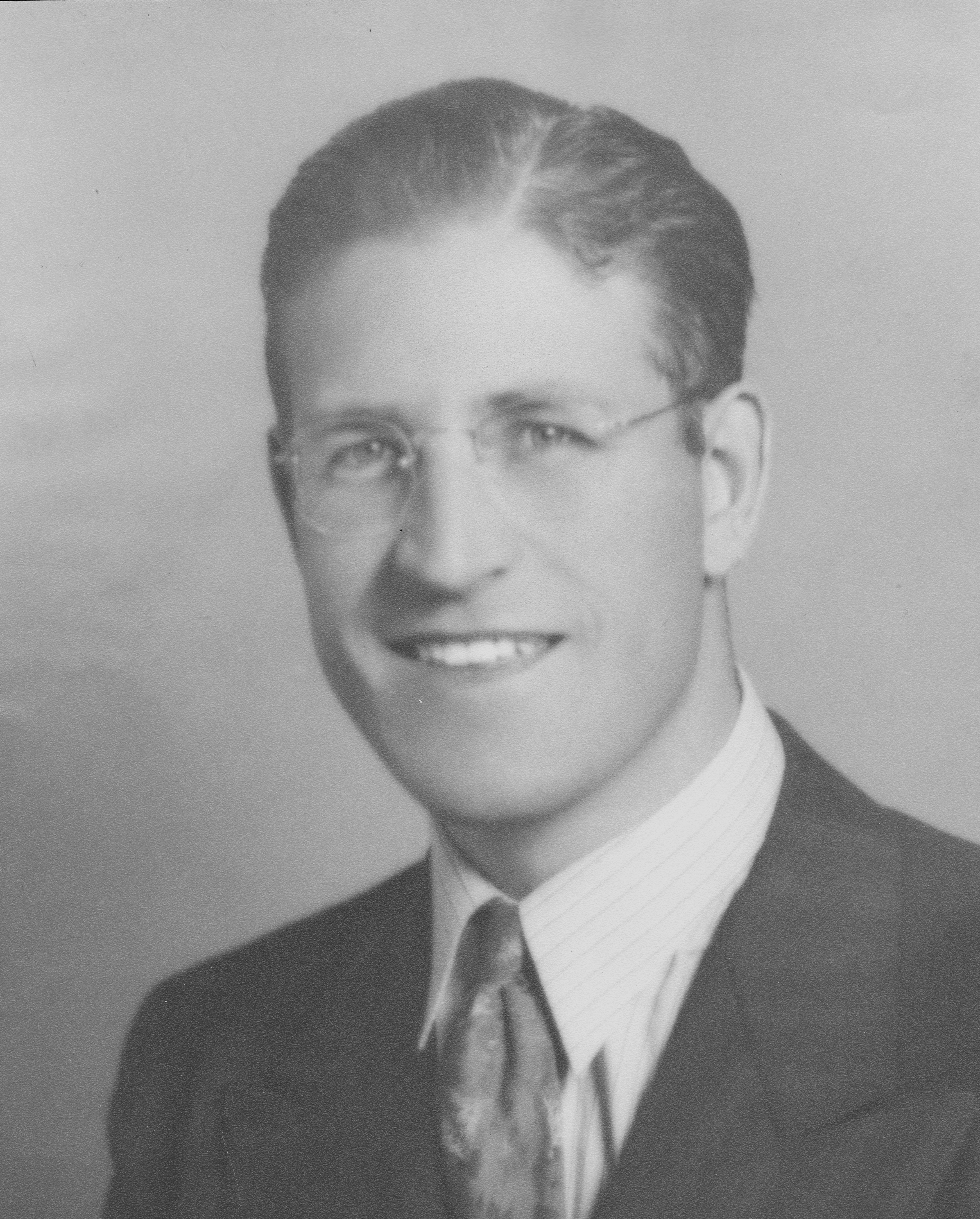 Weldon Morrison Mathis (1913 - 1999) Profile