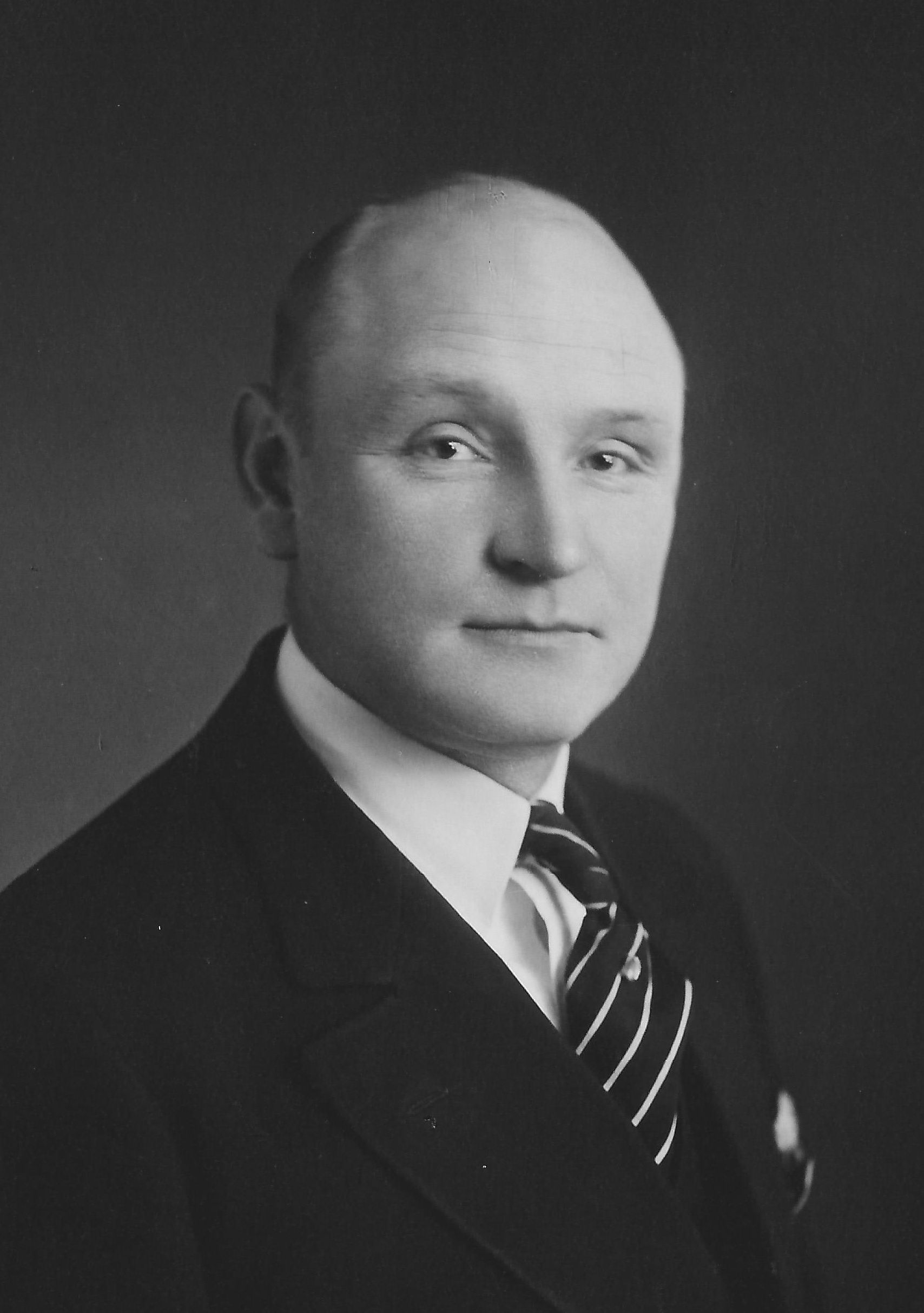 William Wallace Millerberg (1895 - 1980) Profile