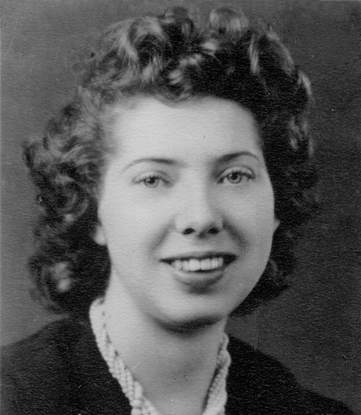 Donna Newman (1916 - 2007) Profile