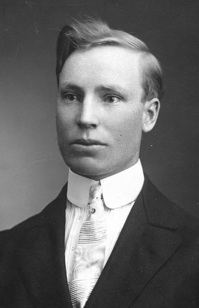Ernest Elbert Nielson (1893 - 1948) Profile