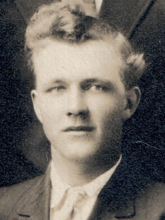 Lars Willard Nelson (1892 - 1966) Profile