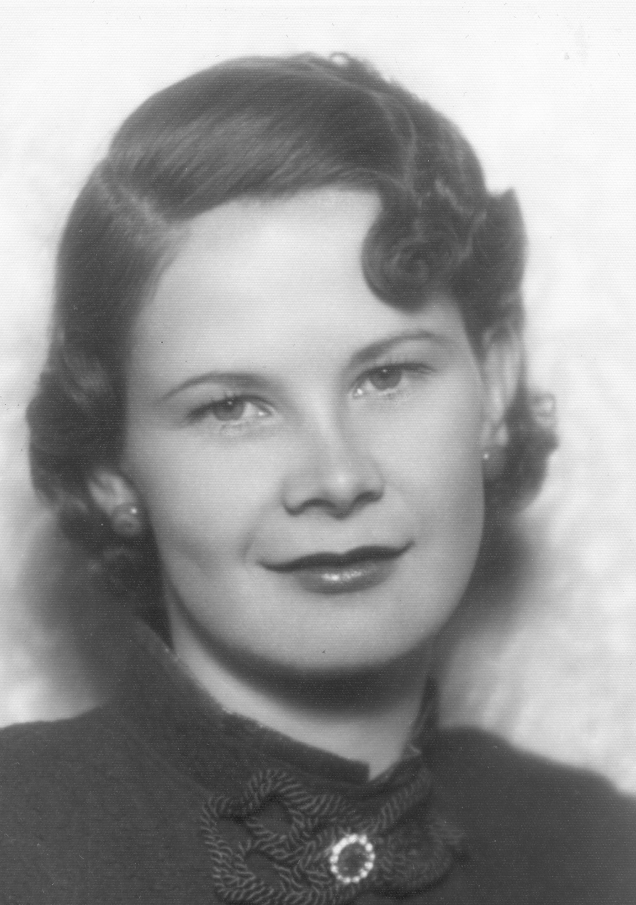 Mary Frances Nix (1916 - 1995) Profile