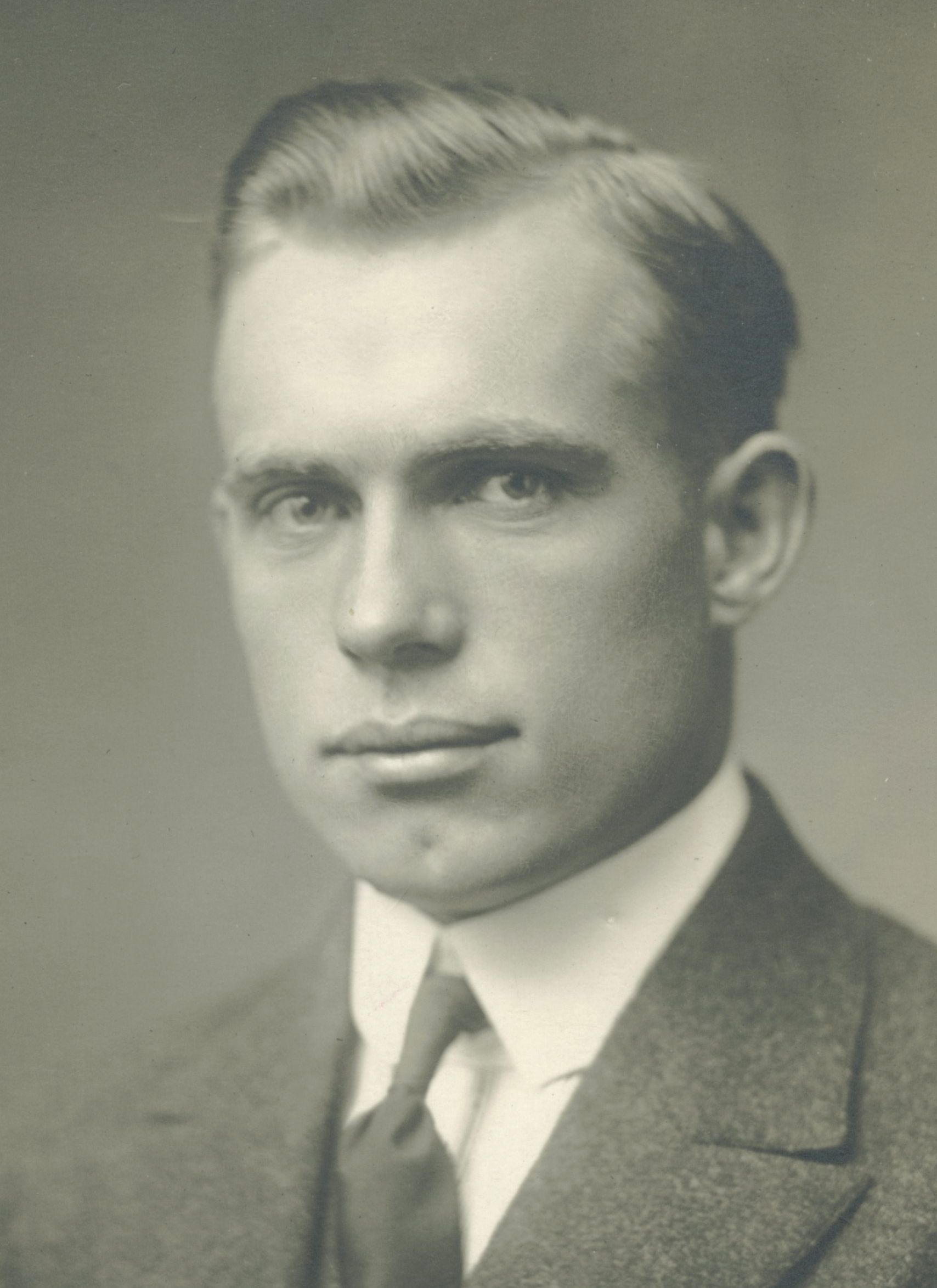 Niels Merrill Nielson (1894 - 1978) Profile