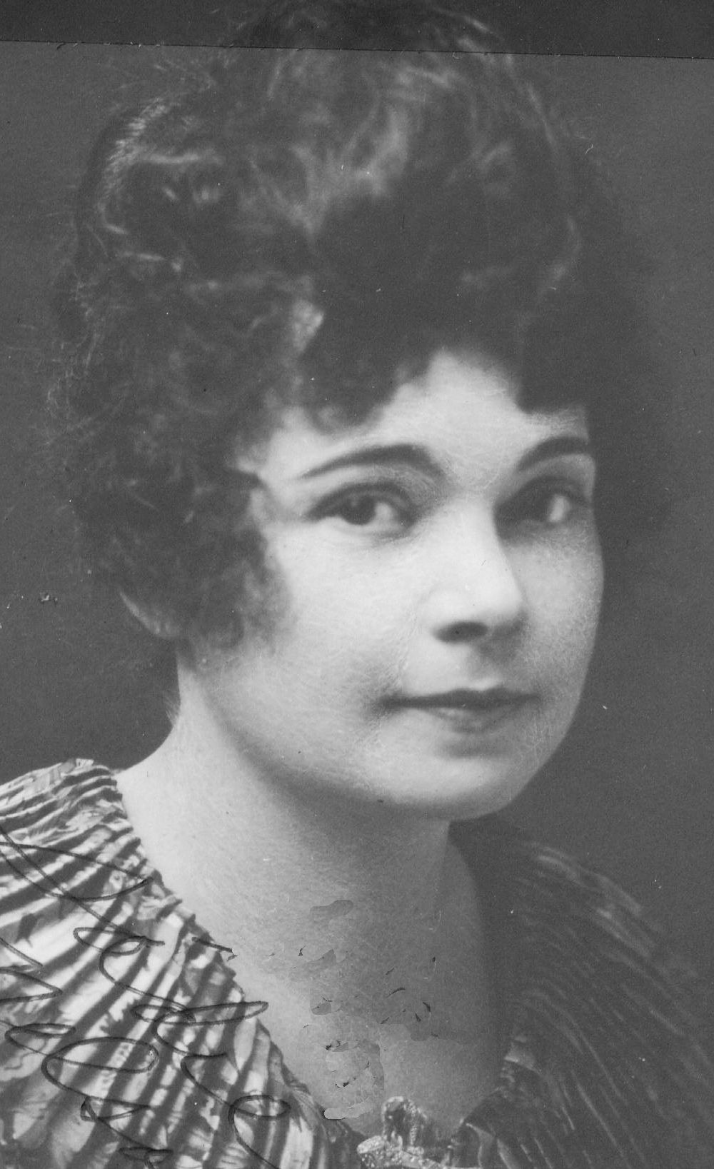 Sadie Nelson (1889 - 1975) Profile