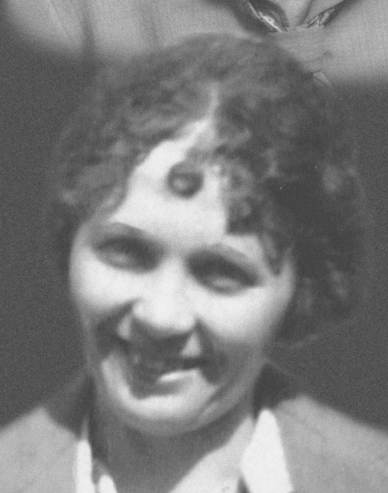 Ada Norma Olsen (1909 - 2004) Profile