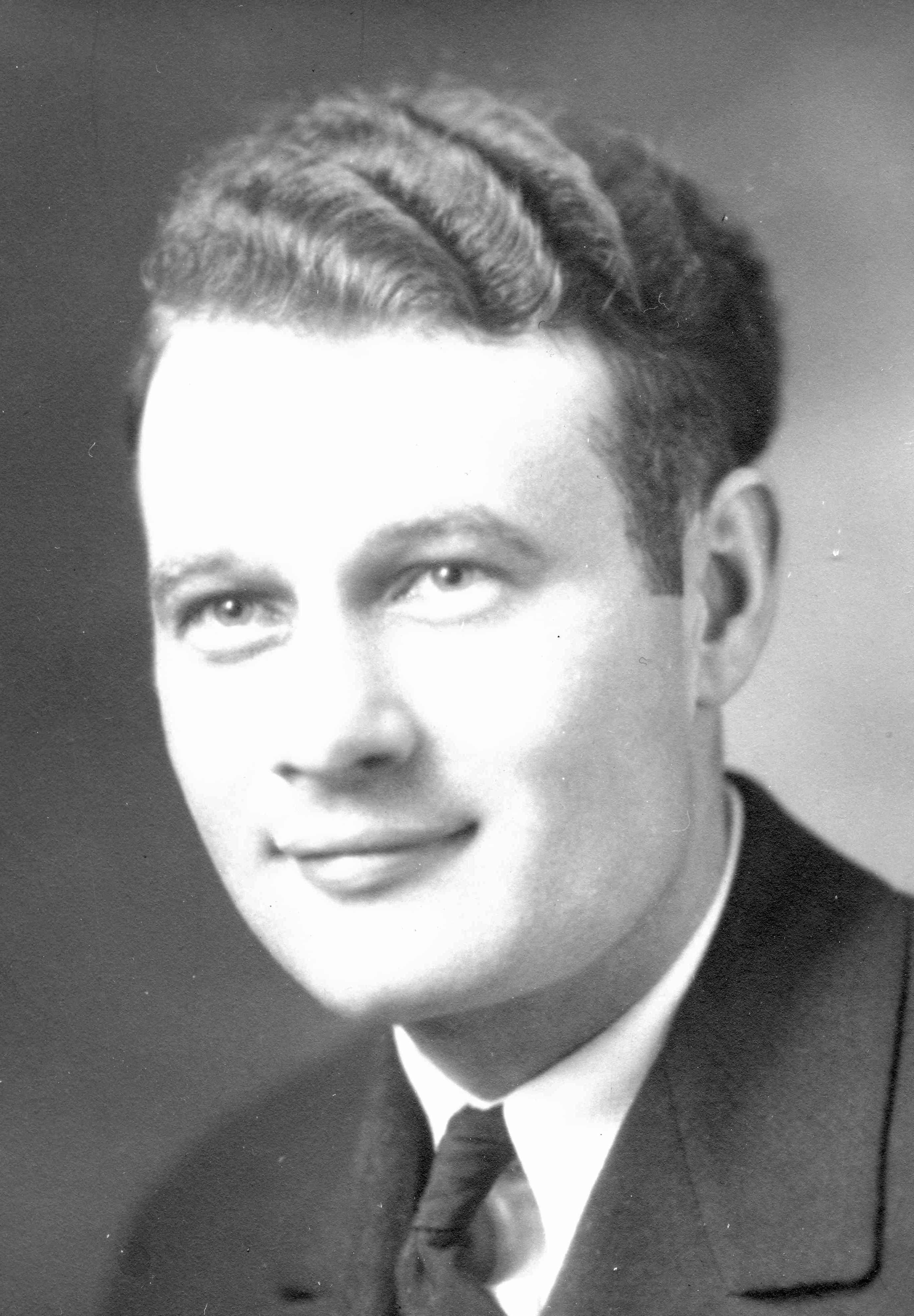 Ernest Olsen (1903 - 1959) Profile