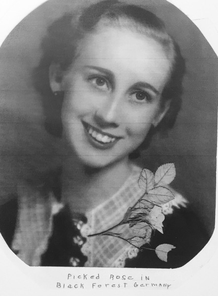 Grace Olsen (1916 - 2000) Profile