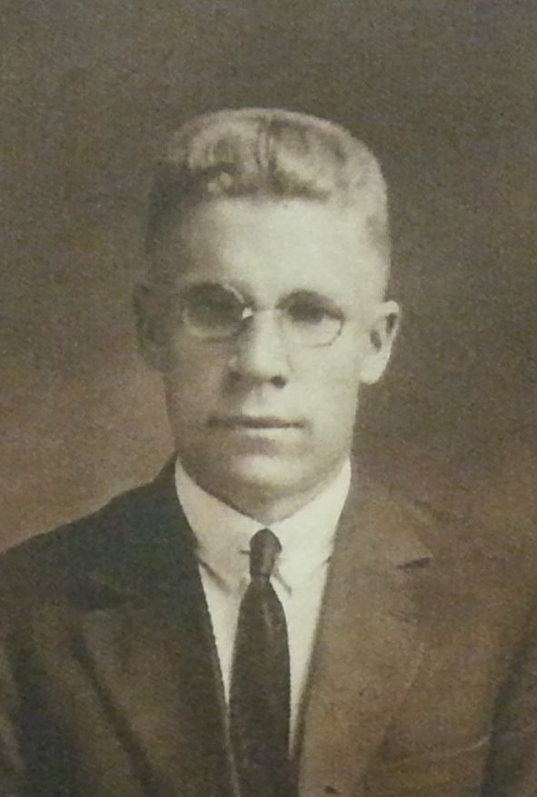 Oliver Wilford Olsen (1901 - 1991) Profile