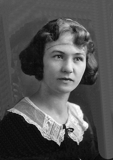 Agnes Katherine Petersen (1899 - 1992) Profile