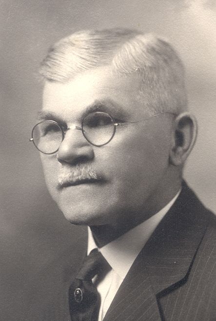 Hugo Daniel Edward Peterson (1860 - 1957) Profile