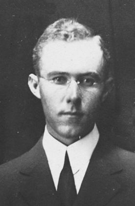 Peter Julius Petersen Jr. (1892 - 1981) Profile