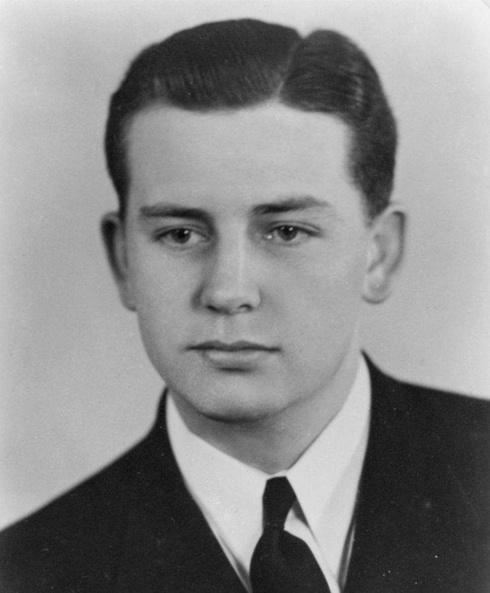 Stanford Eugene Poulson (1917 - 2006) Profile
