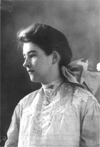 Ina Jane Ashton (1886 - 1977) Profile