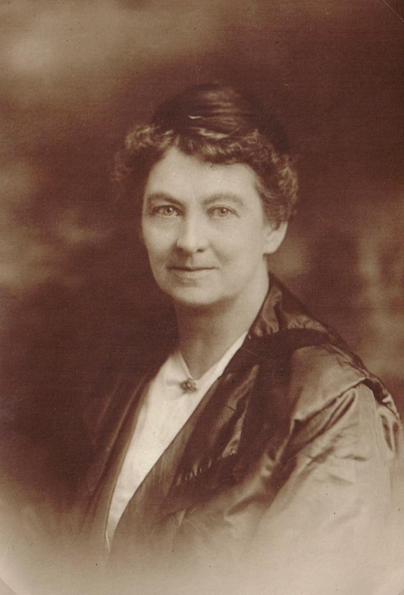 Alice Almira Robinson (1864 - 1946) Profile