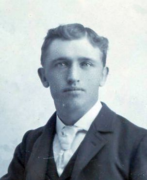 Vanness Spencer Raymond (1874 - 1954) Profile