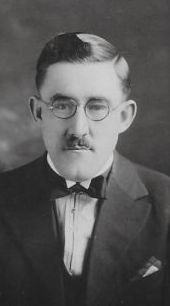Elvin Orr Russell (1899 - 1986) Profile