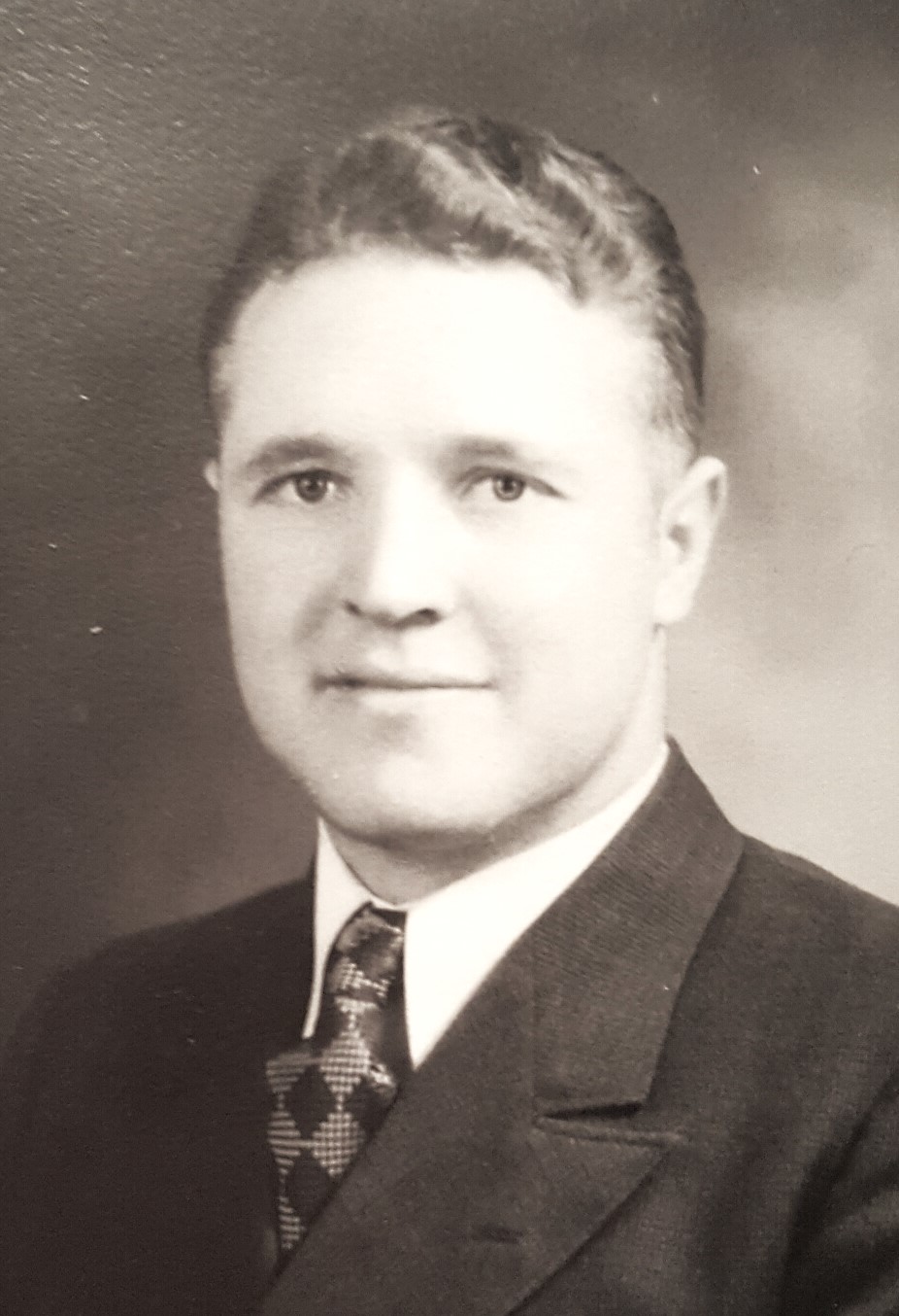 Harvey Hugh Roylance (1914 - 1992) Profile