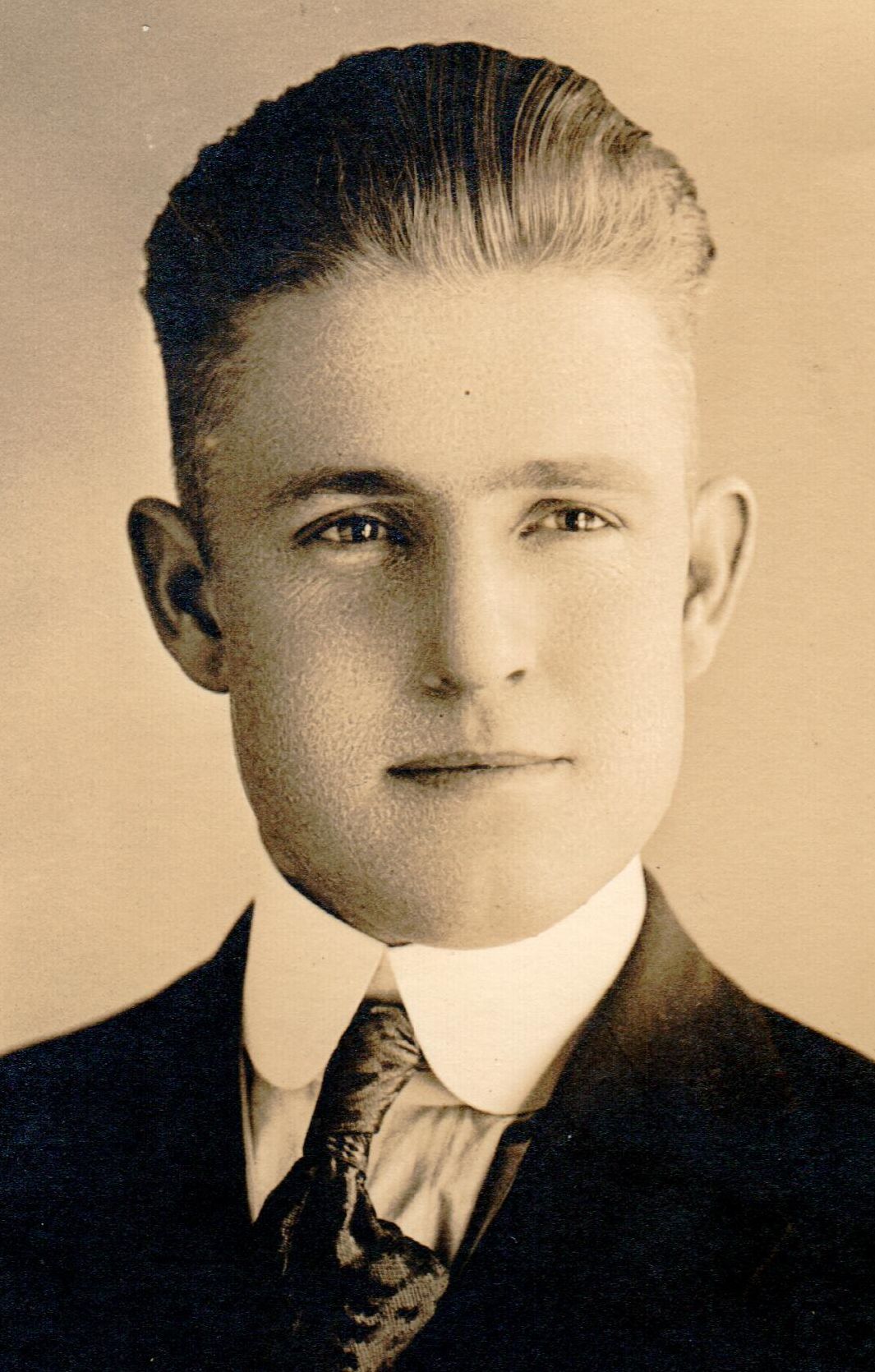 James Elmo Robinson (1898 - 1970) Profile