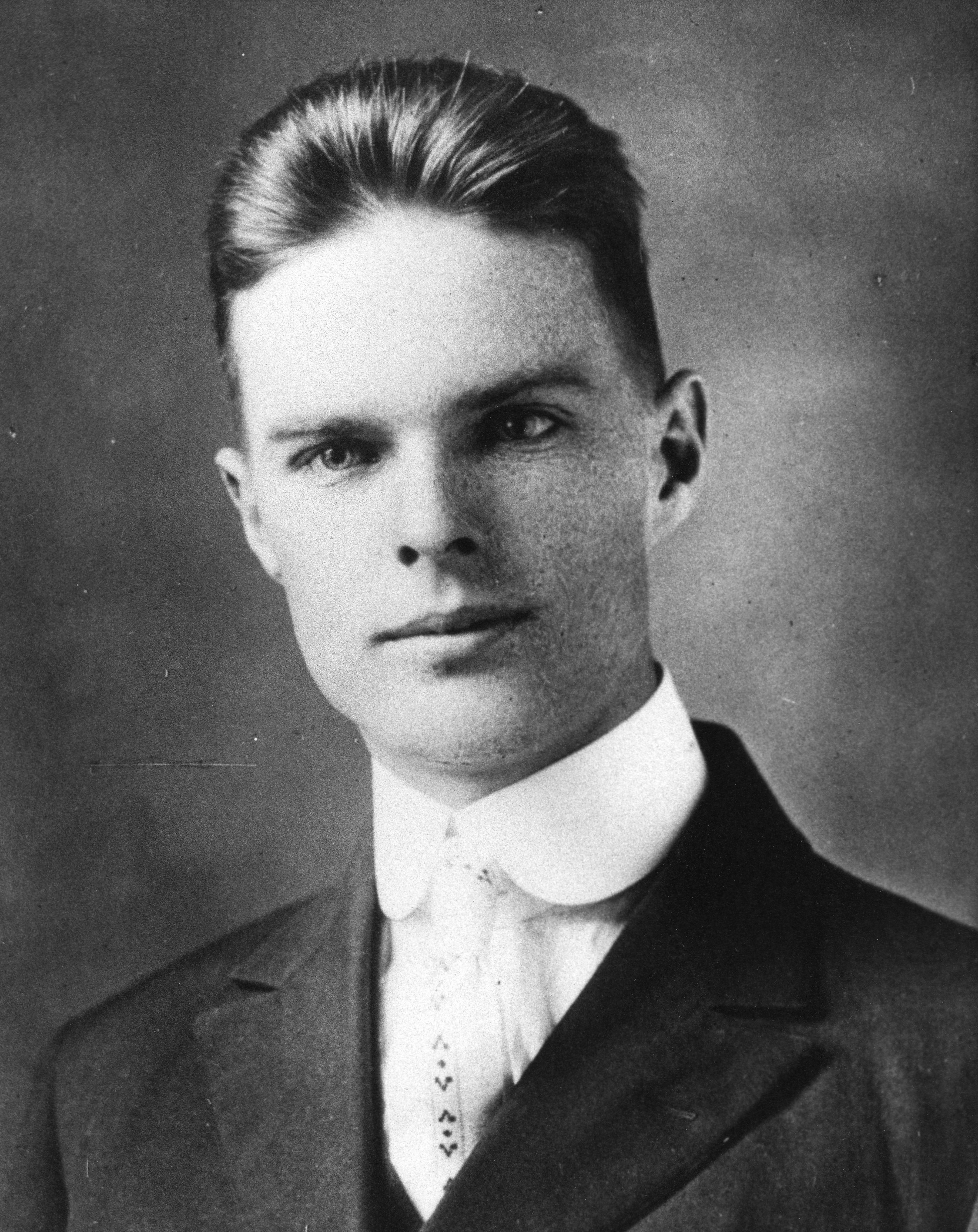 Ray Phillips Rolfson (1899 - 1998) Profile