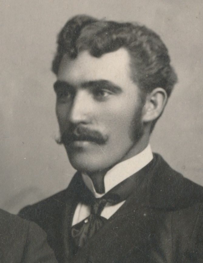 William Oliver Robinson (1876 - 1979) Profile