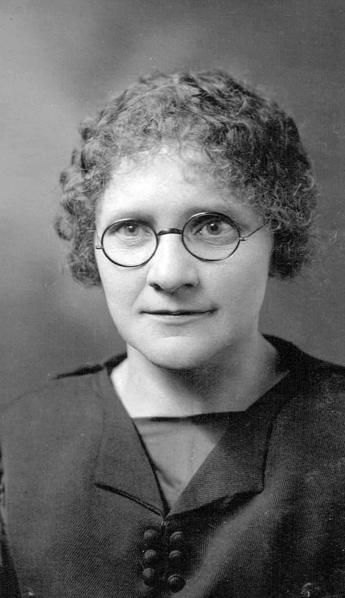 Eliza Buckley Smith (1892 - 1983) Profile