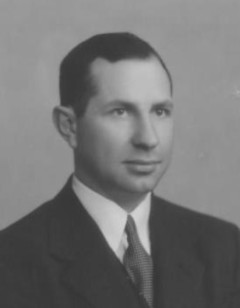 Lewis Warren Smith (1918 - 1944) Profile