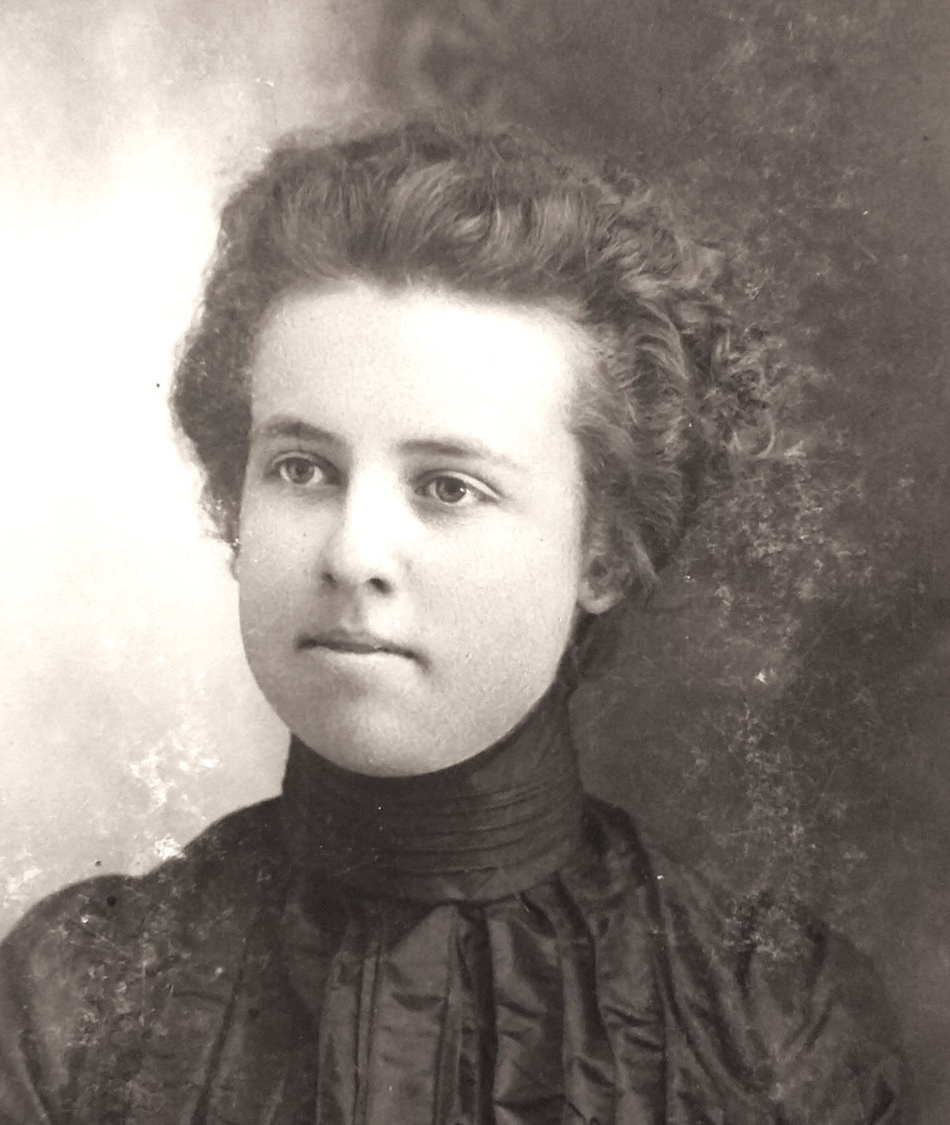 Mary Stark (1882 - 1967) Profile