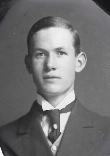 Steele, Oscar Wylie