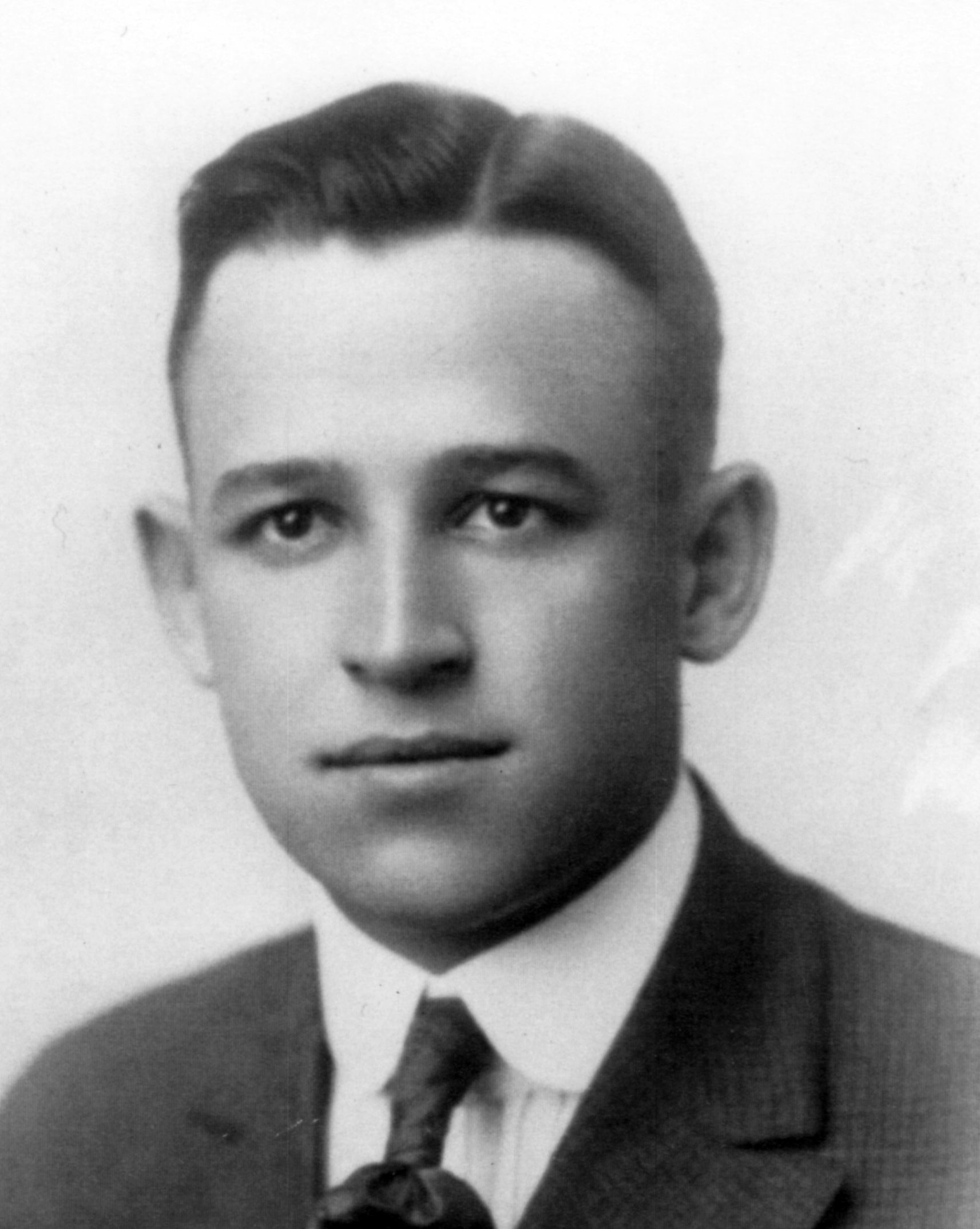 Robert A Stelter (1887 - 1955) Profile
