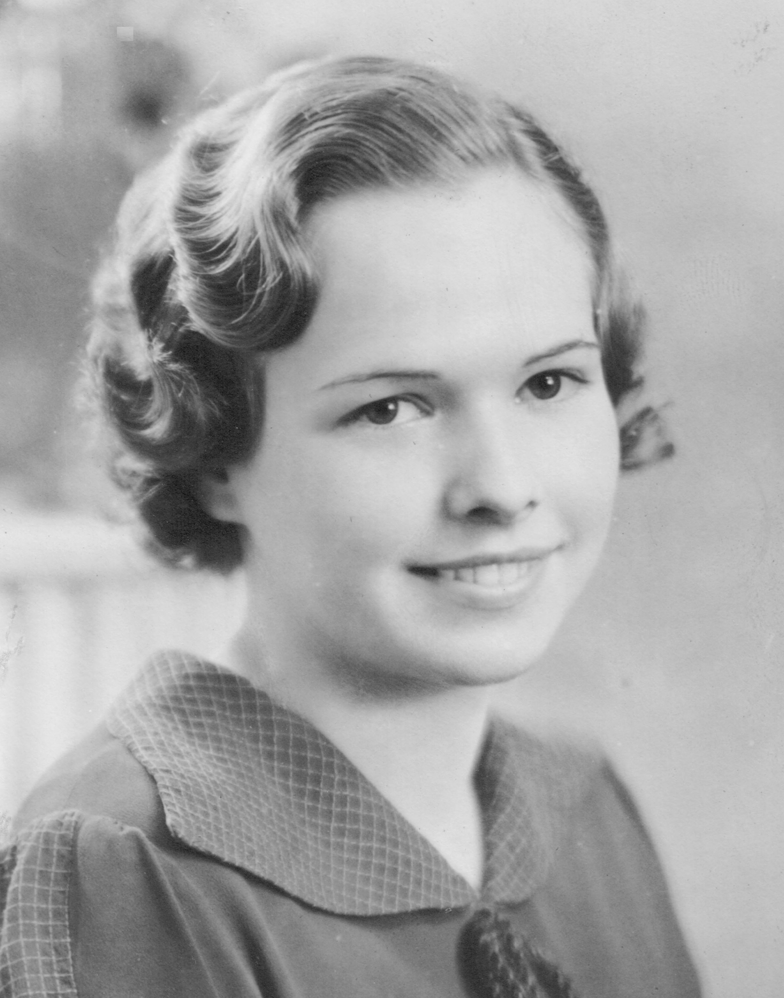 Ruth Elizabeth Smith (1916 - 1998) Profile