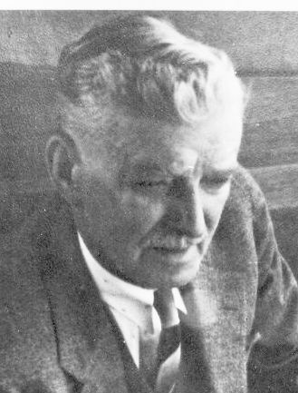William John Starkey (1863 - 1947) Profile