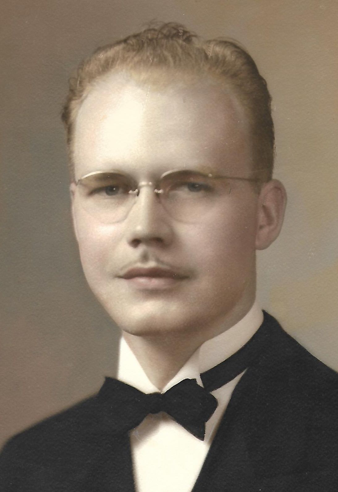 Berthel Marion Thompson (1916 - 2001) Profile