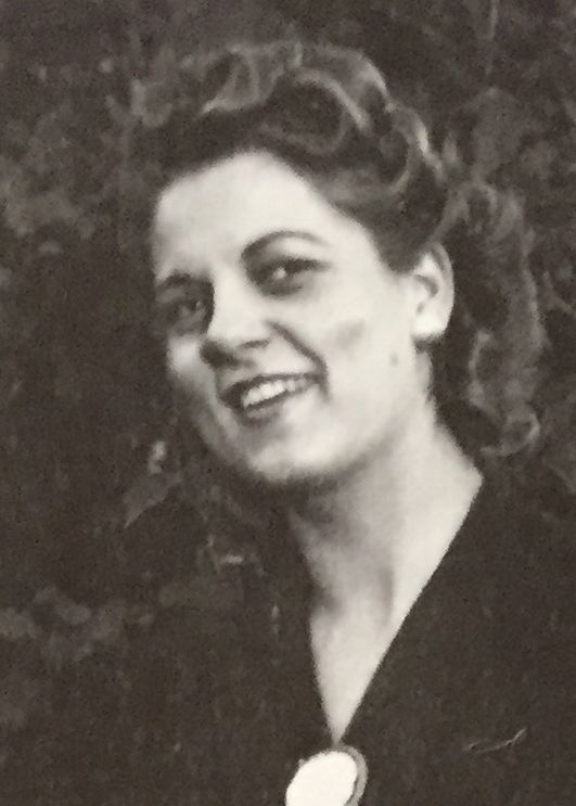 Margaret Tholen (1915 - 1996) Profile