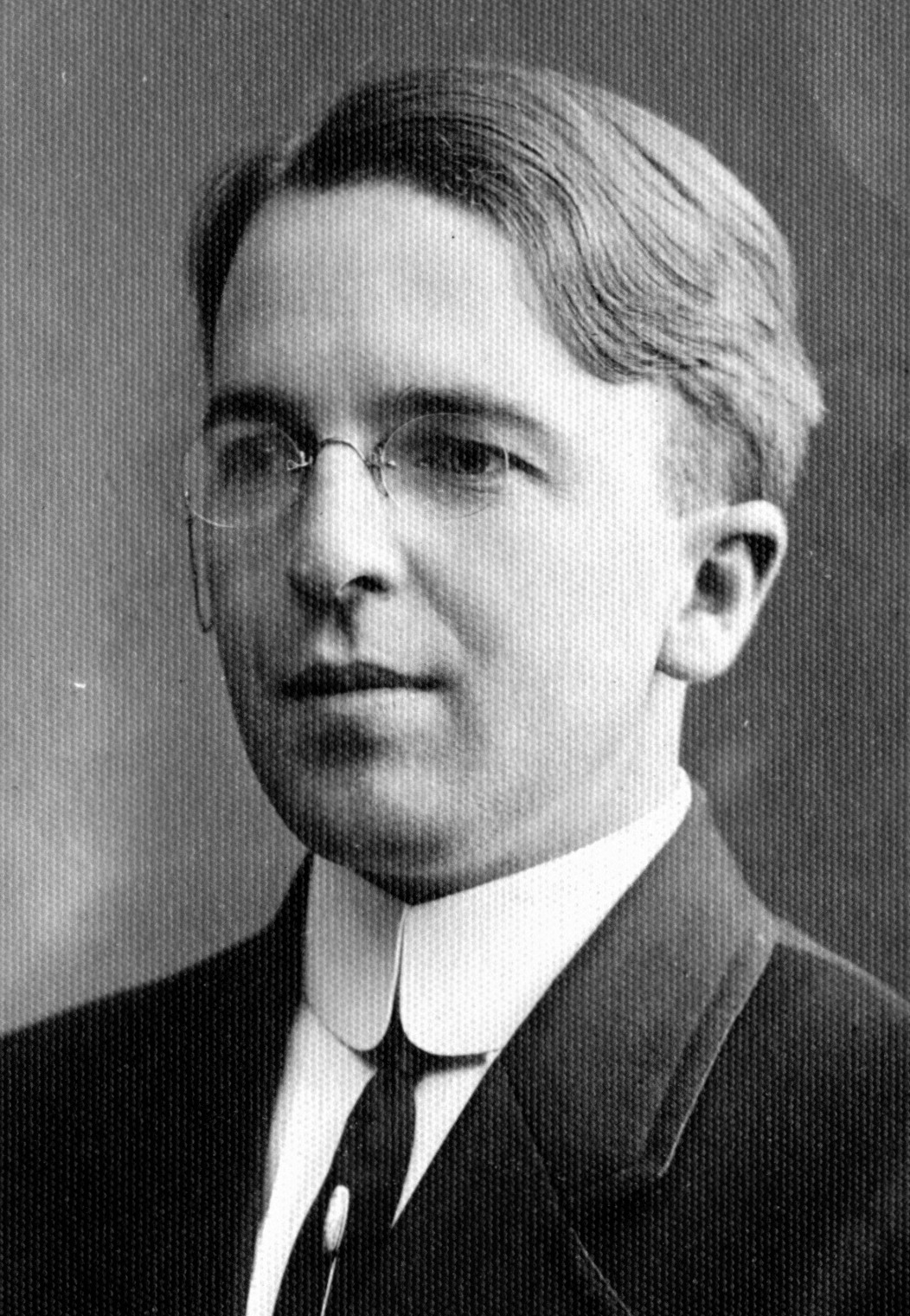 Oscar Earl Thomas (1886 - 1968) Profile