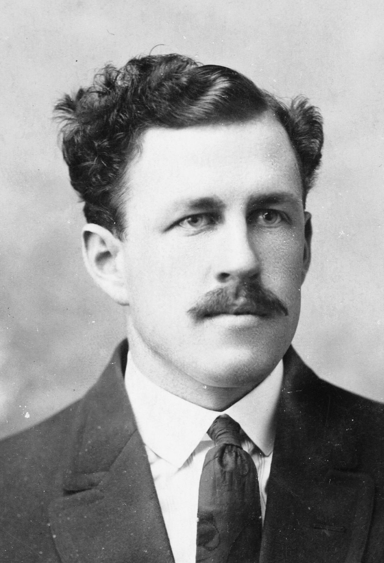 Warren Snow Tew (1891 - 1959) Profile