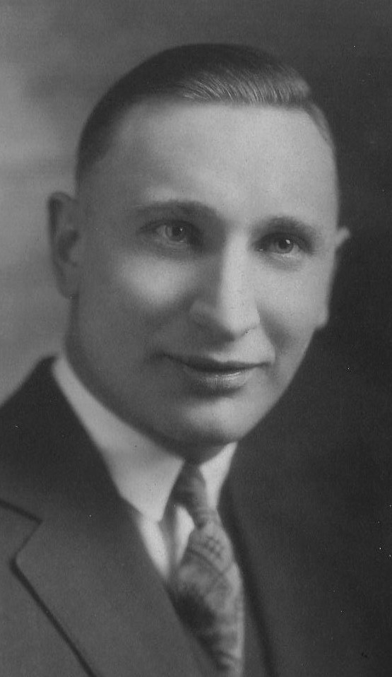 Richard Van Den Berg (1898 - 1973) Profile