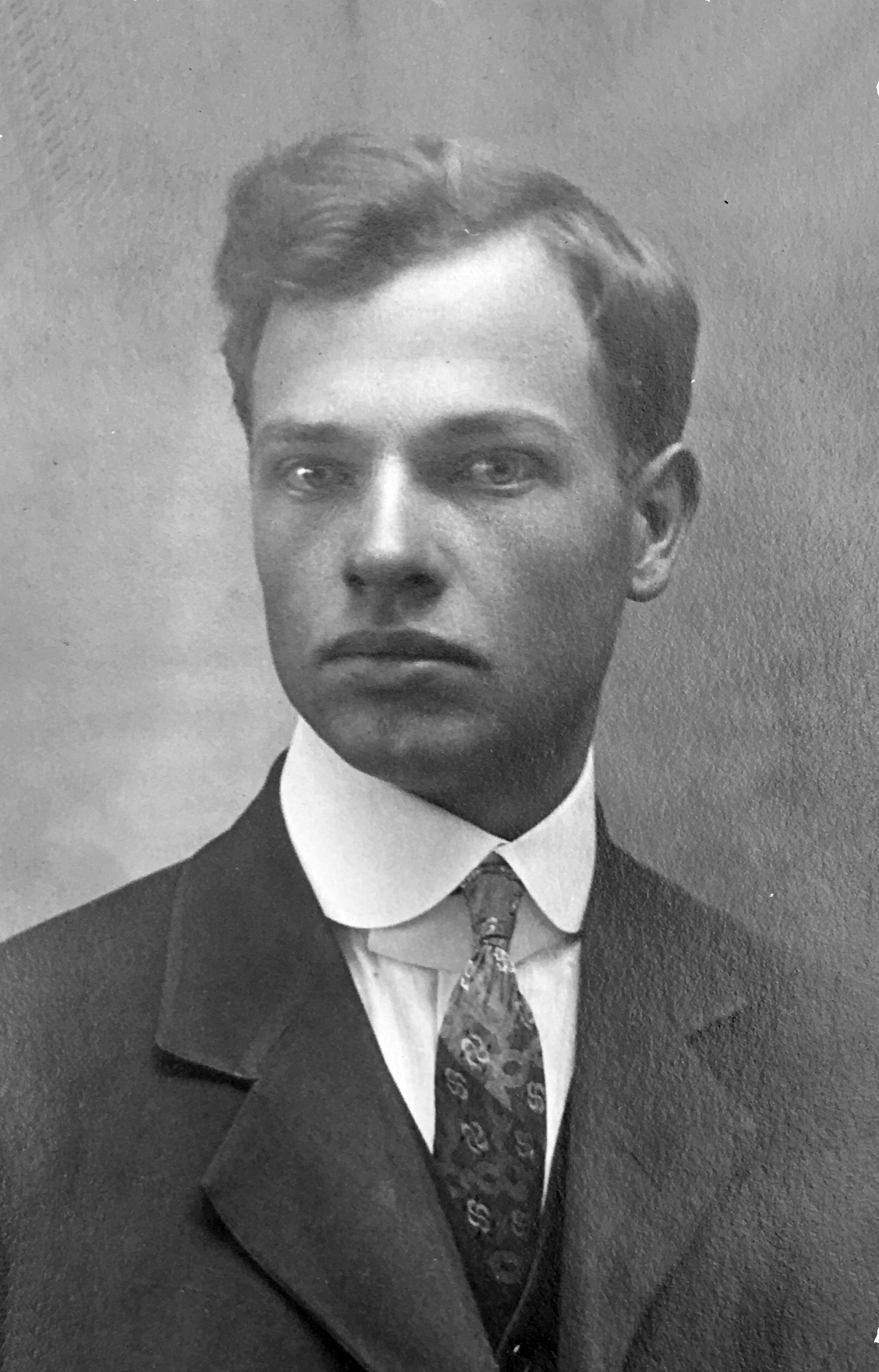 Eli Dewey Wilson (1898 - 1942) Profile