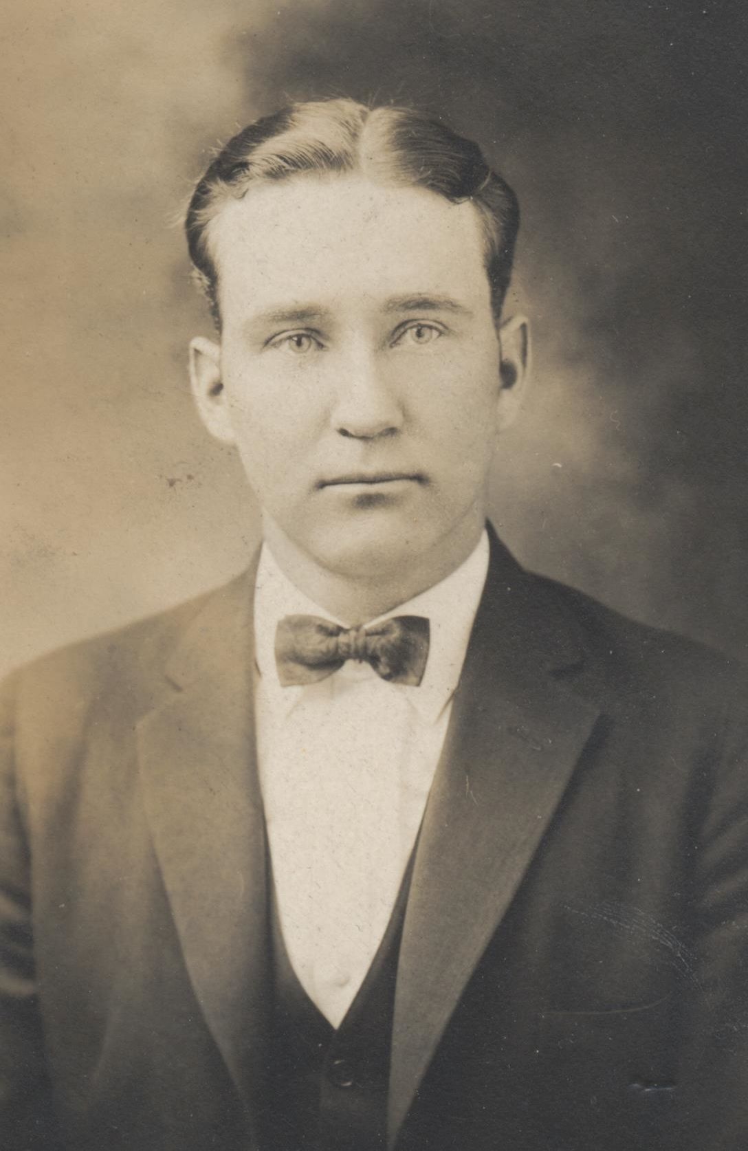 Frank Dalton Wardell (1898 - 1978) Profile