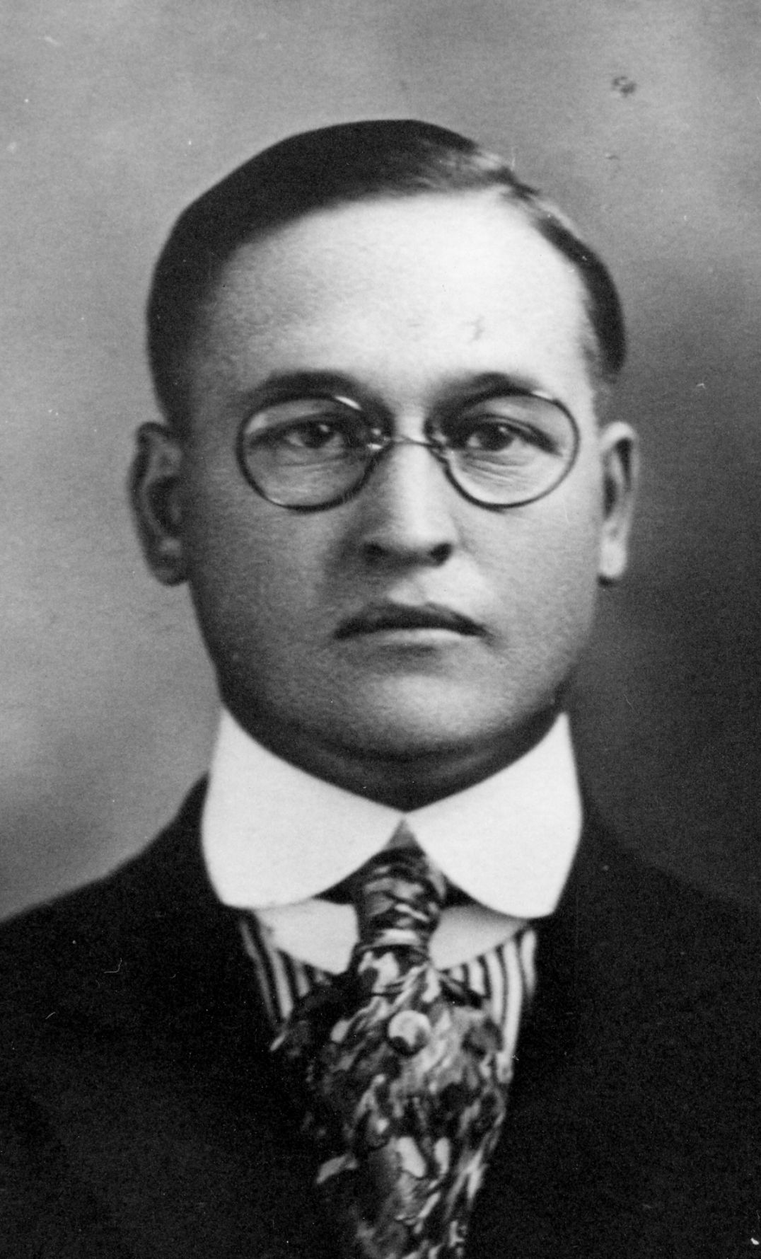 Heber Thomas Wells (1892 - 1977) Profile