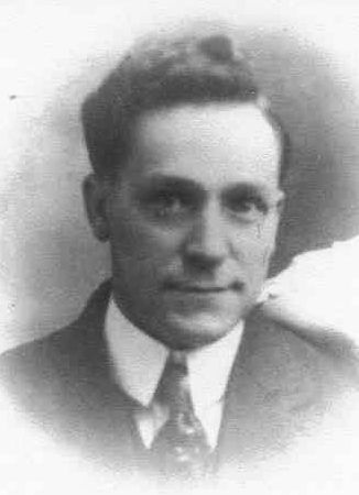 John William Watts (1882 - 1921) Profile