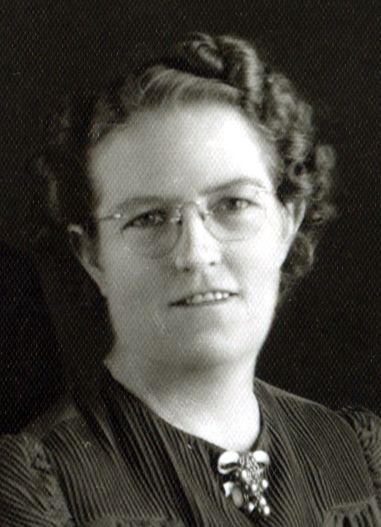 Laura Martha Webb (1891 - 1975) Profile