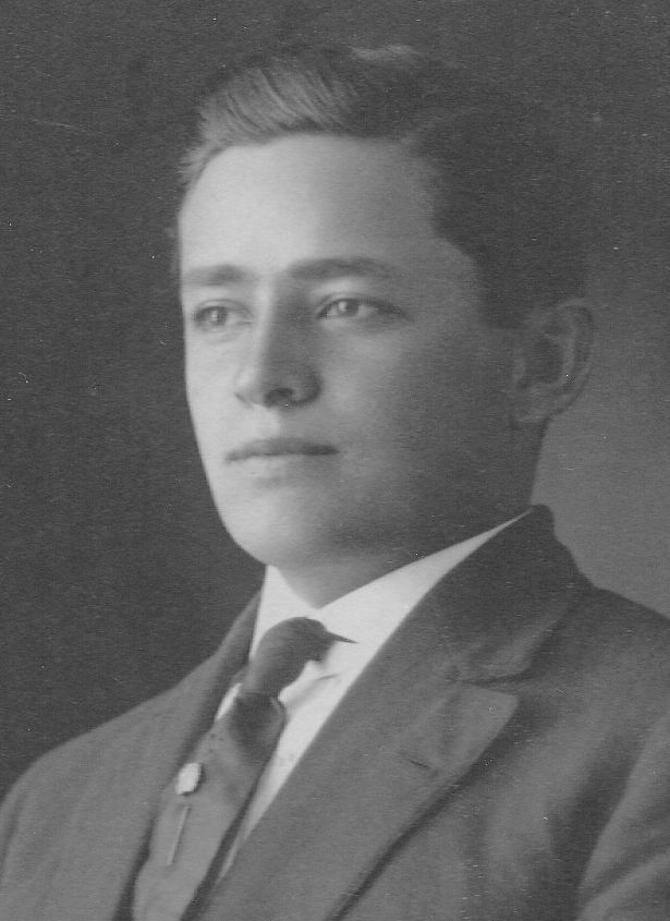 William Leroy Warner (1890 - 1966) Profile